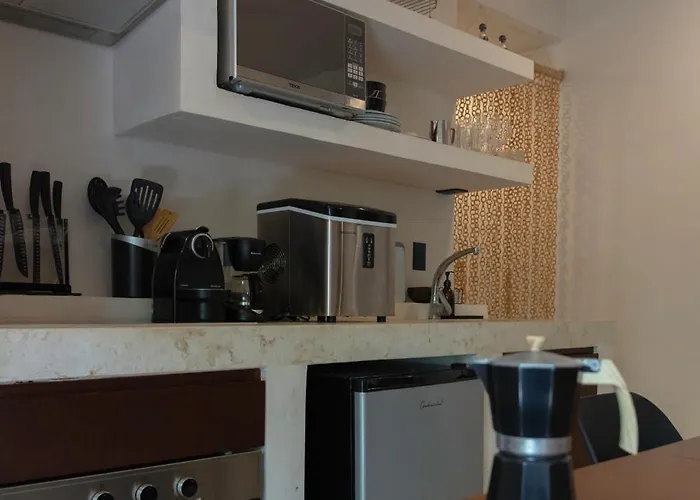 Apartamento Charming Getaway In Prime Location *