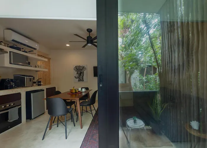 Apartamento Charming Getaway In Prime Location *